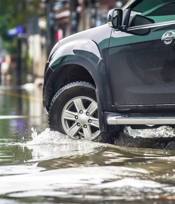 Does-Car-Insurance-Portect-You-From-Flood-Damage.