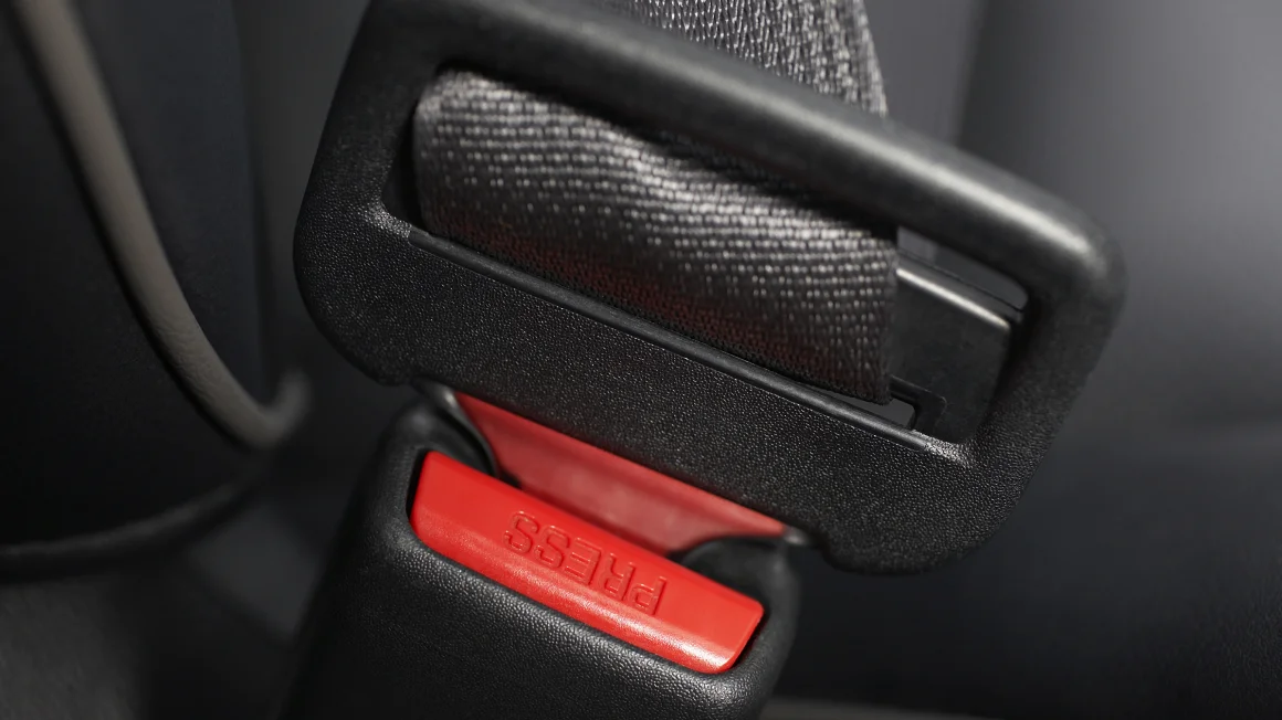 4 Best Car Safety Devices that will Save your Life - Velox® Insurance